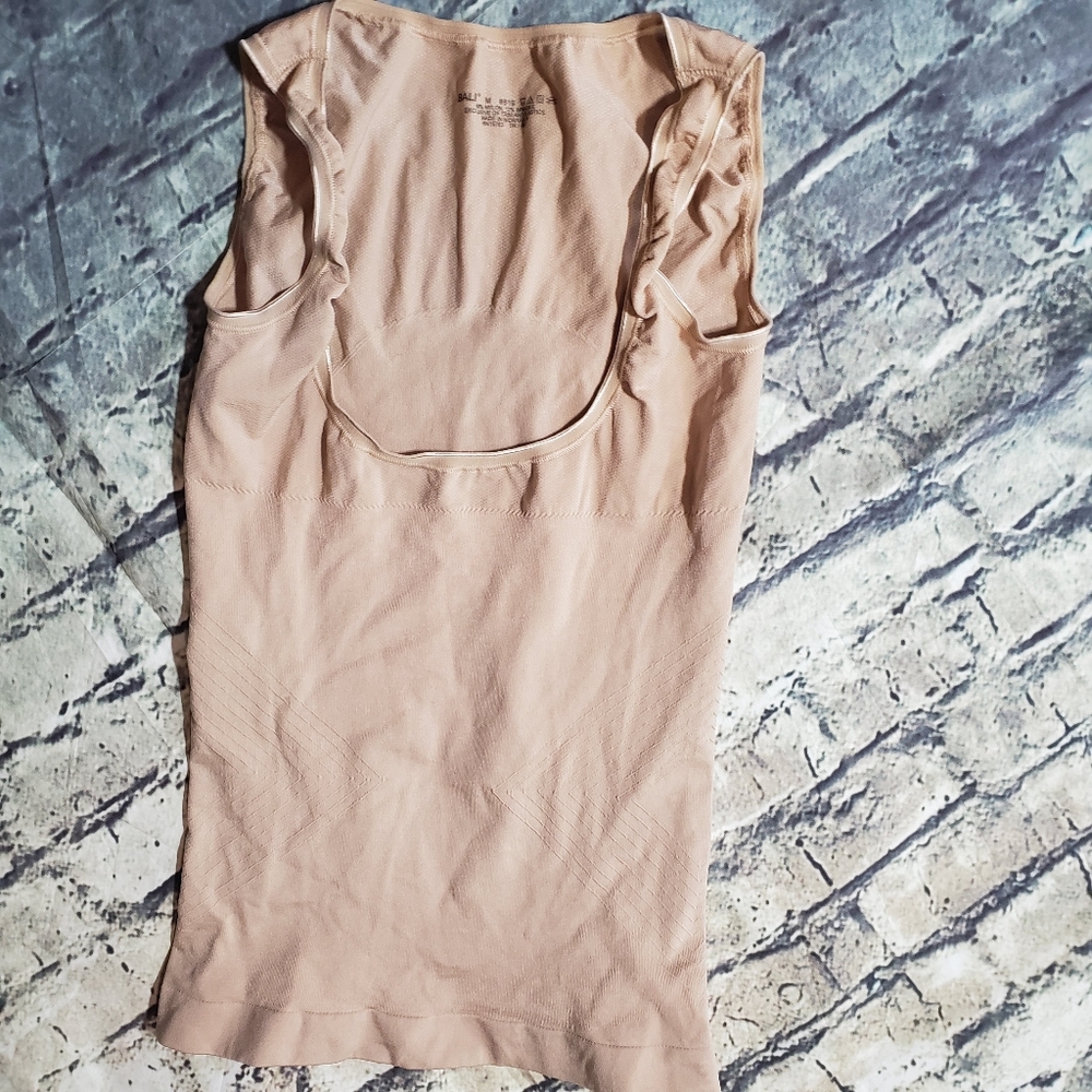 Bali Control Top Beige size Medium